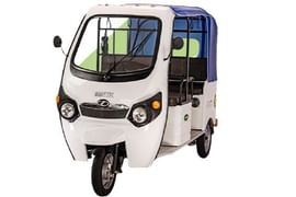 किनेटिक सफर स्मार्ट किनेटिक सफर स्मार्ट