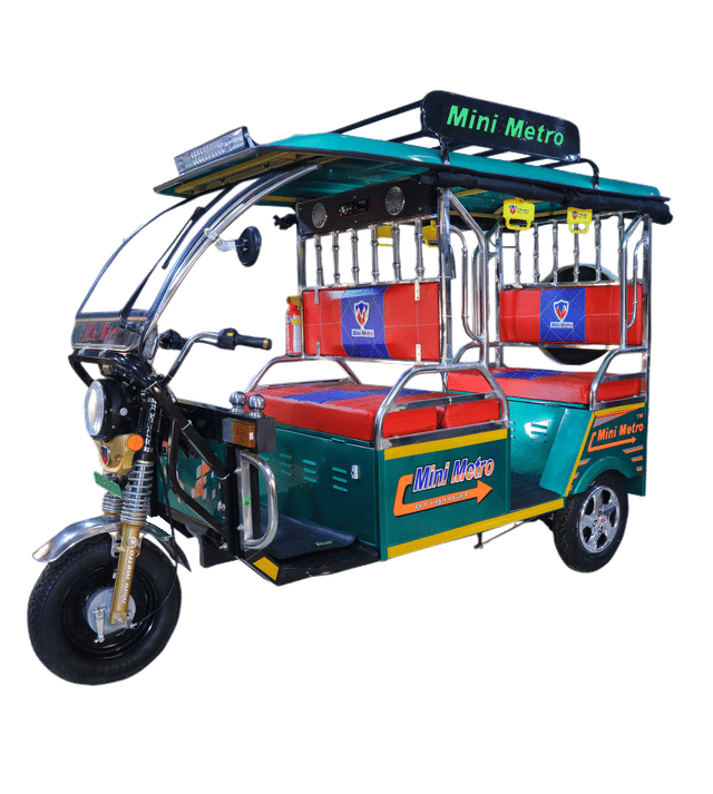मिनी मेट्रो Battery Operated Electric Rickshaw