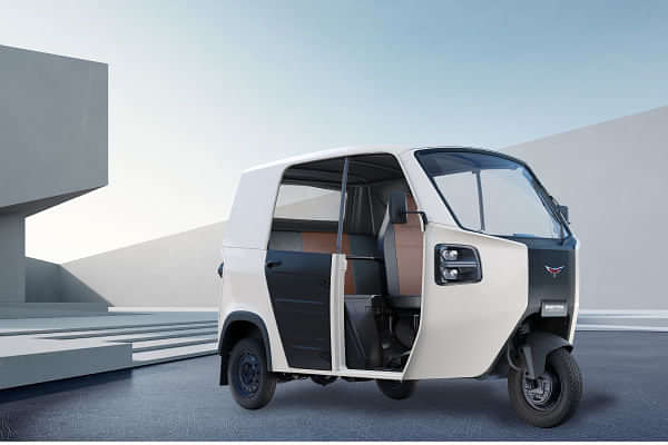 Montra Electric Super Auto