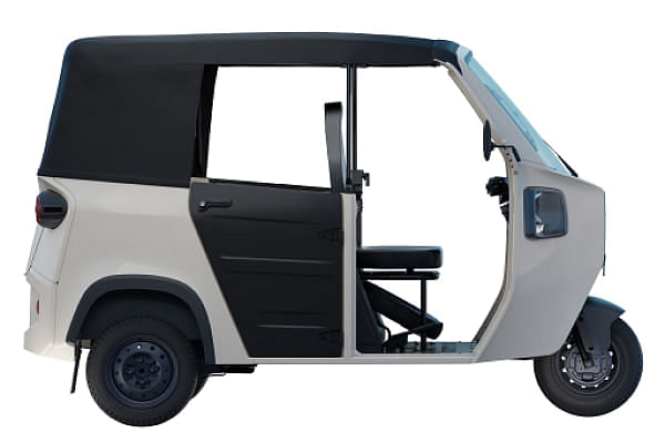 Montra Electric Super Auto