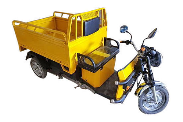 SN Solar Energy Loading Electric Rickshaw