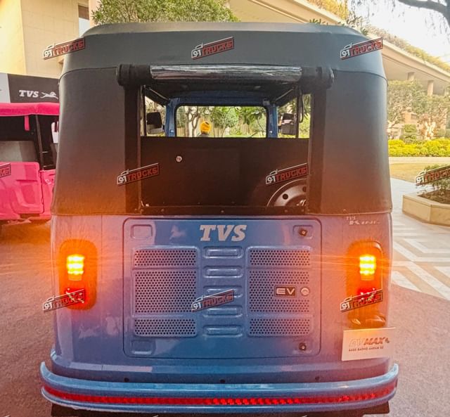TVS King EV Max
