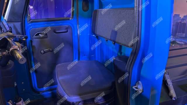 टीवीएस King Kargo HD EV