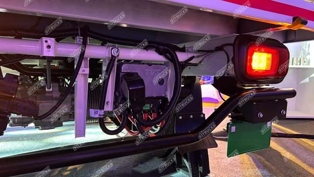 टीवीएस King Kargo HD EV