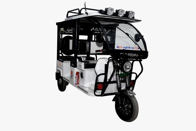 ओम राज ऑटोटेक Suvidha Deluxe Plus Prime