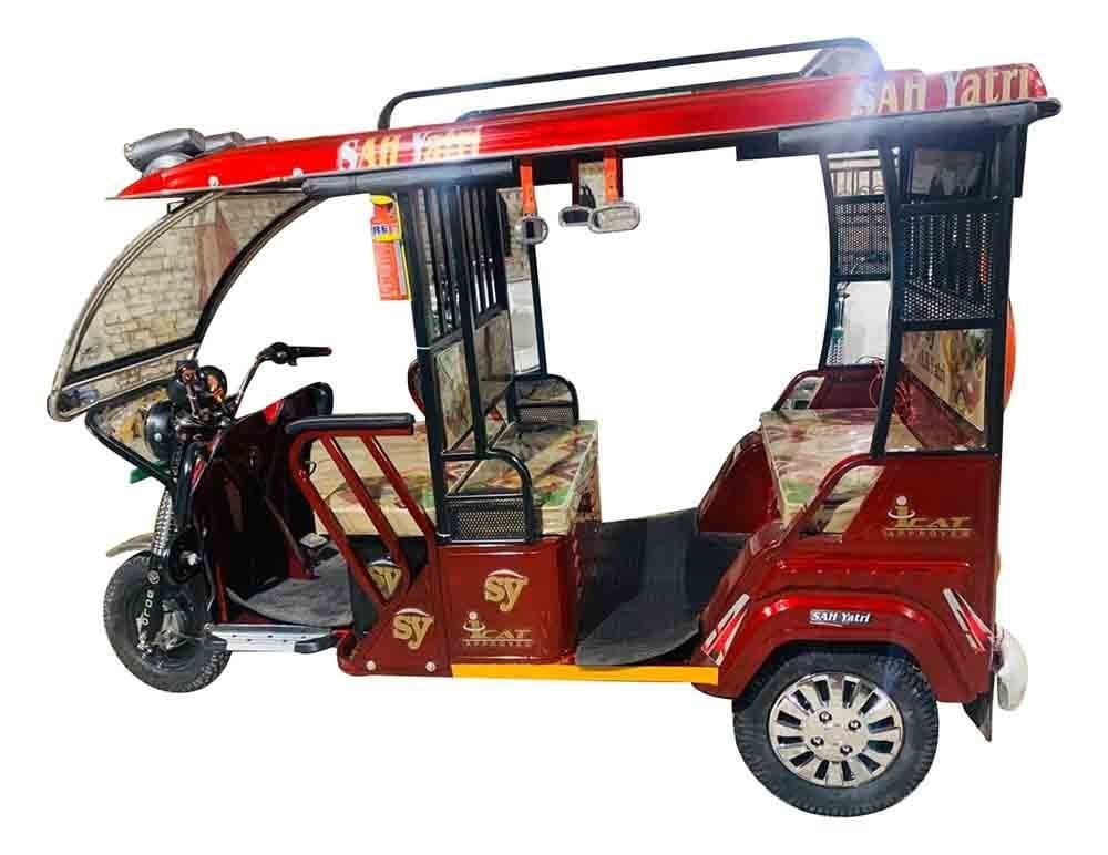 https://images.91trucks.com/auto-rickshaws/brands/sahyatri.avif
