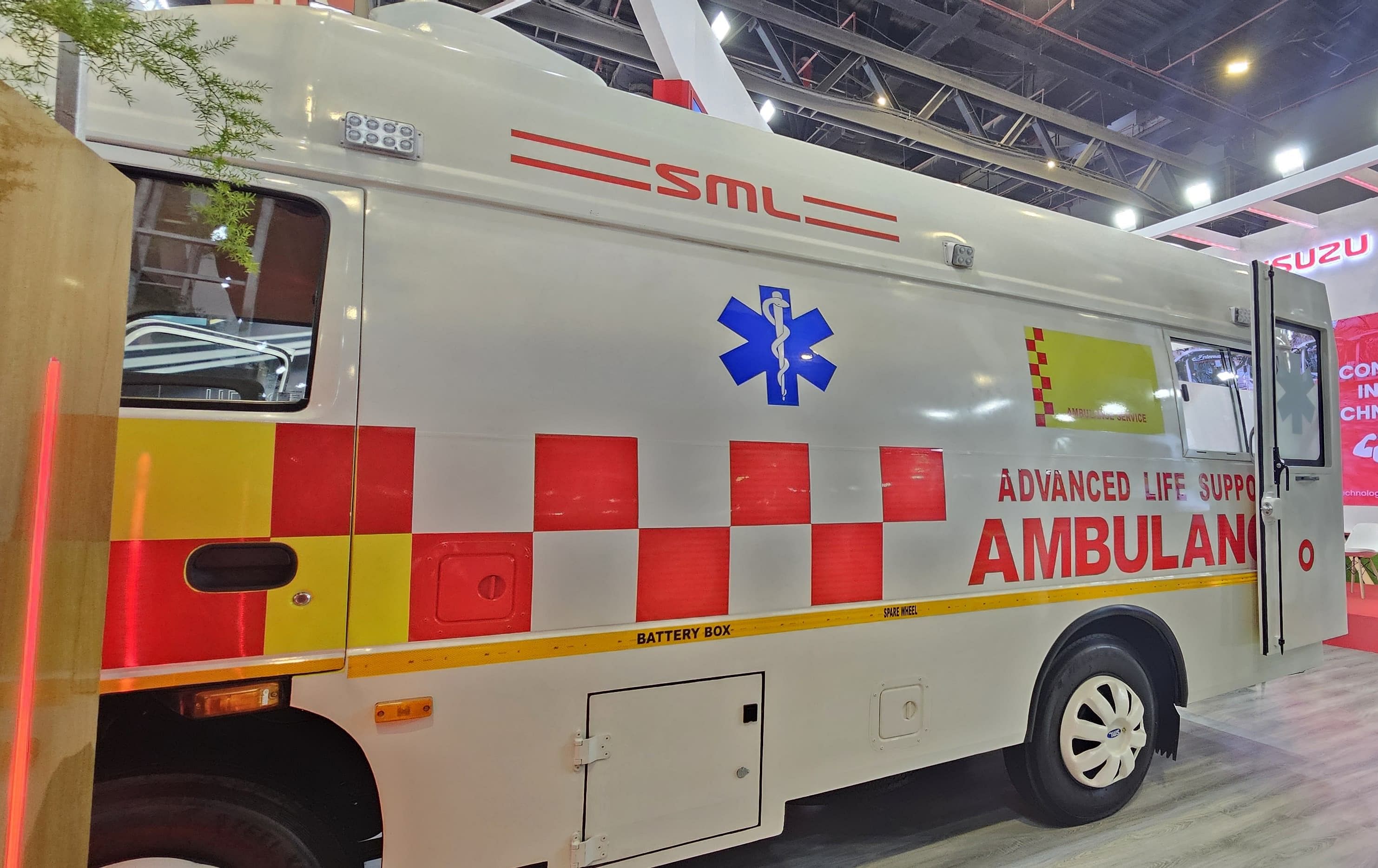 SML Isuzu GS Ambulance