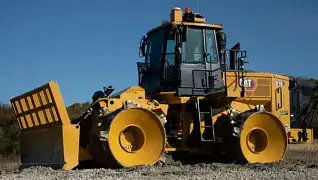 CAT 816