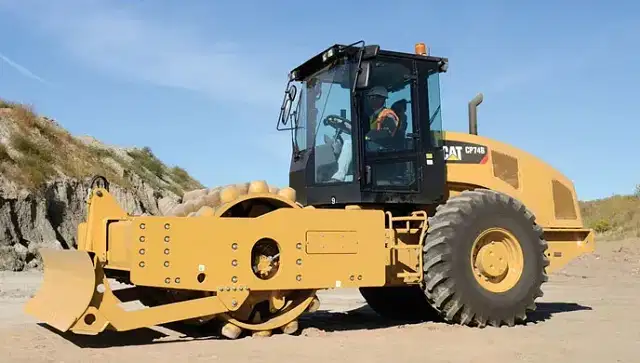 सीएटी CP74B