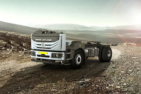 Ashok Leyland 4020 4X2 Tractor