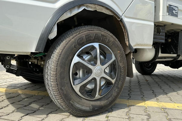 Ashok Leyland Dost Plus Ashok Leyland Dost Plus