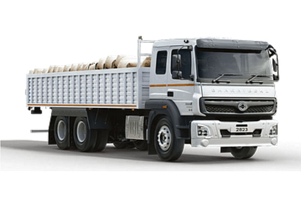 Bharat Benz Trucks Showcased in Auto Expo – 2014 at Kolhapur – svmchaser