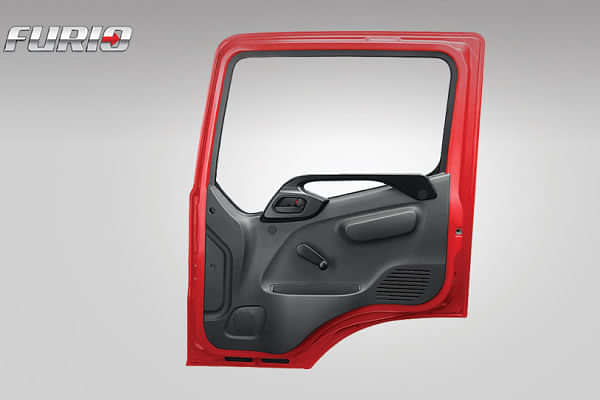 Mahindra FURIO 14