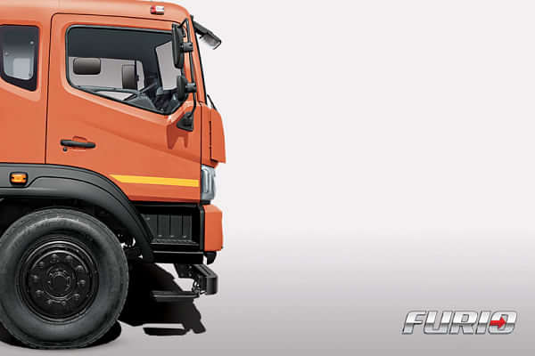 Mahindra FURIO 17