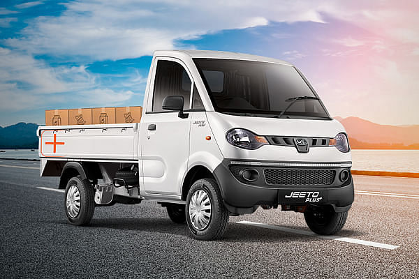 Mahindra Jeeto Plus Petrol