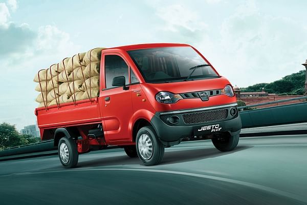 महिंद्रा जीतो महिंद्रा जीतो