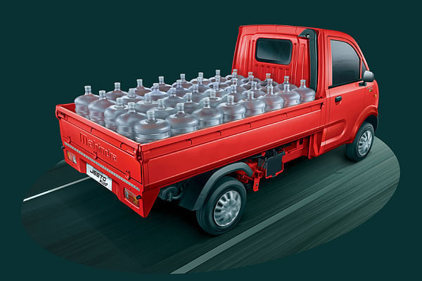 महिंद्रा जीतो महिंद्रा जीतो