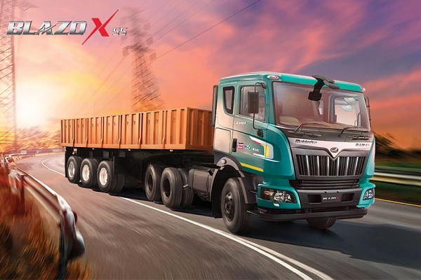 Mahindra Blazo X Tractor Trailer 55