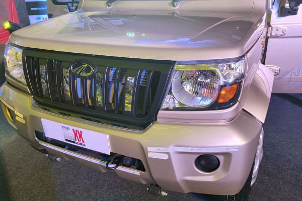 महिंद्रा बोलेरो मैक्सी पिकअप एच डी  महिंद्रा बोलेरो मैक्सी पिकअप एच डी