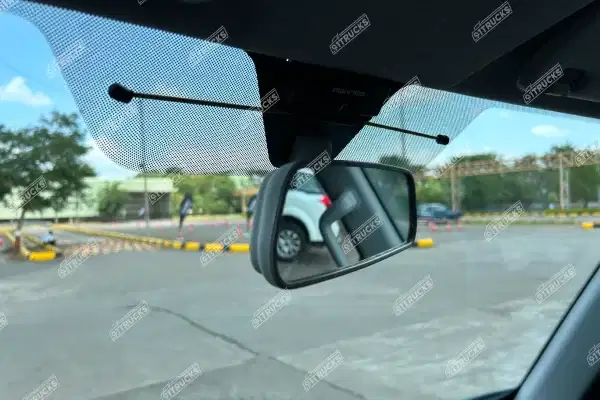 Mahindra Veero