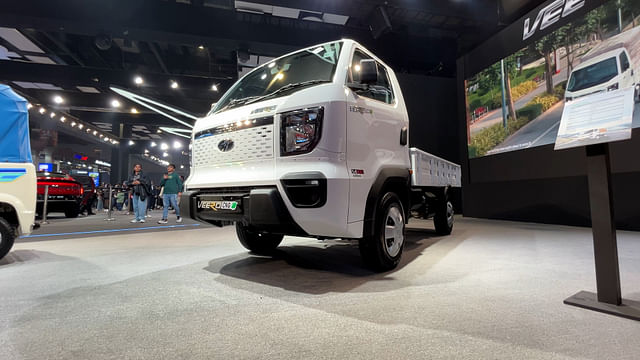 Mahindra Veero CNG