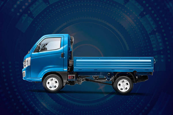 Tata Intra V30 Tata Intra V30