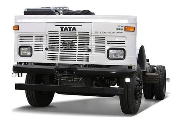 Tata LPT 1918 5L Turbotronn Cowl Tata LPT 1918 5L Turbotronn Cowl