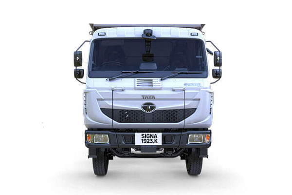 टाटा सिग्ना 1923.के