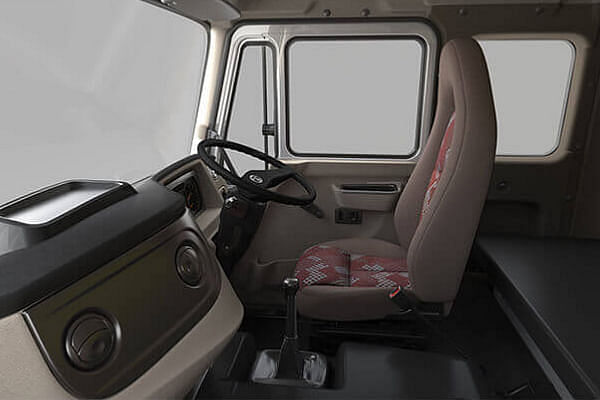Tata Signa 2818.T Turbotronn