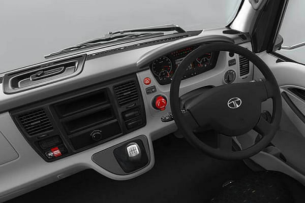 Tata Ultra 3021.S