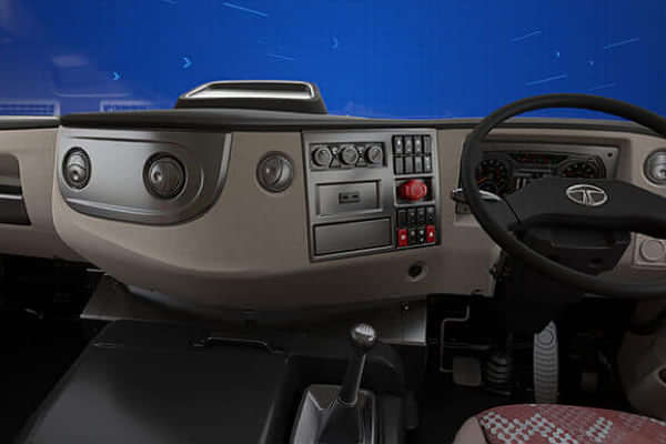 Tata SIGNA 3521.T
