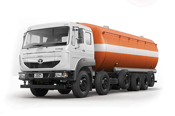 Tata LPT 4925 Tata LPT 4925