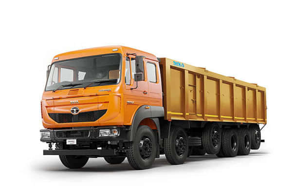 Tata Signa 4925.T