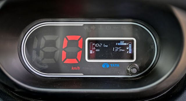 टाटा एस एच टी प्लस टाटा एस एच टी प्लस