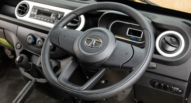 Tata Intra V20 Bi-Fuel Tata Intra V20 Bi-Fuel