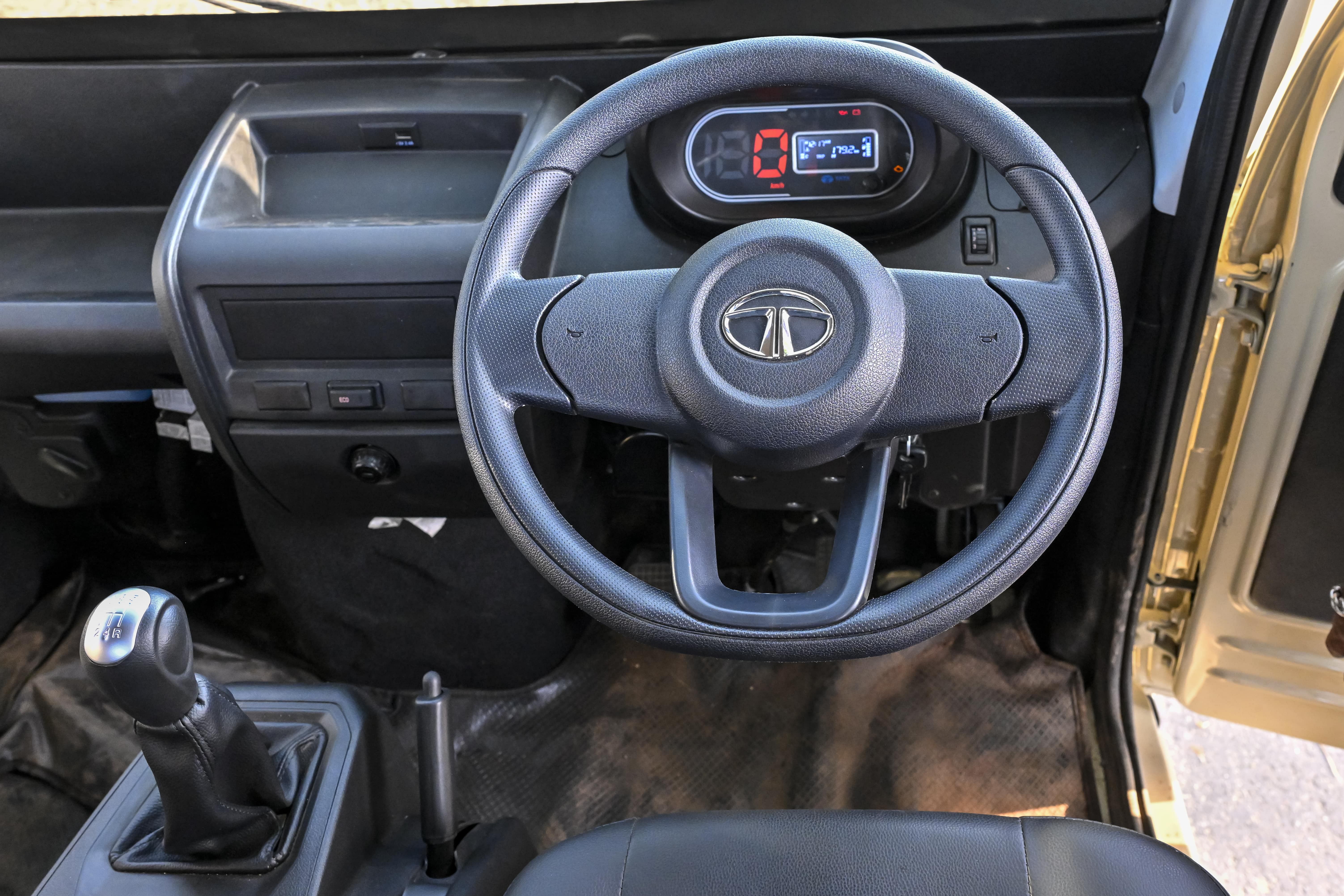 Tata Intra V30 Gold