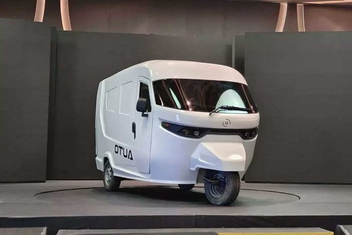 Dandera Otua three wheeler 