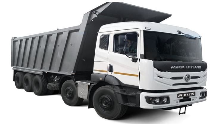 Ashok Leyland 4825