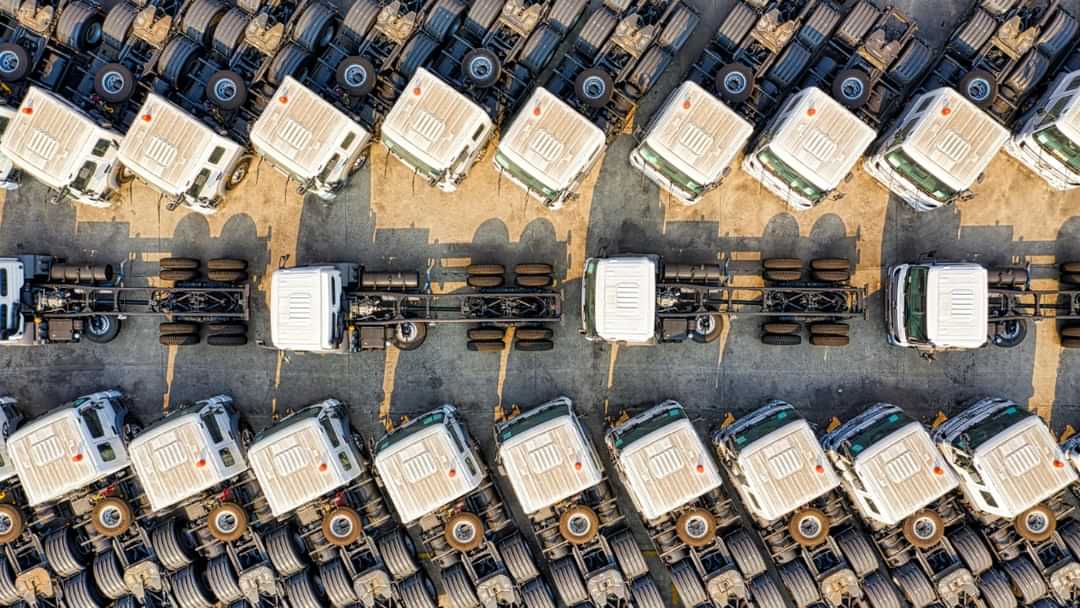 India's Road Warriors: Leading Manufacturers Driving the Nation's Commercial Vehicle Industry