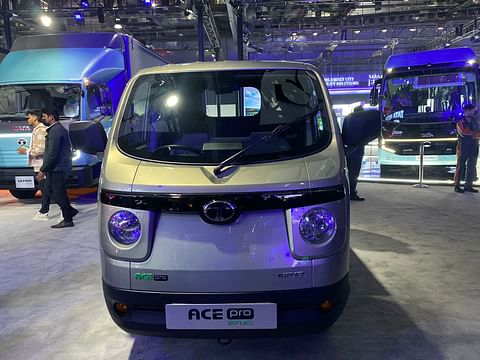 Tata Unveils Tata Ace Pro Bi-Fuel Mini Truck at Auto Expo 2025: Dual-Fuel Technology