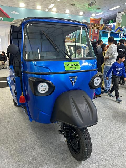 Omega Seiki Mobility Introduces Stream City 3-Wheeler at Auto Expo 2025